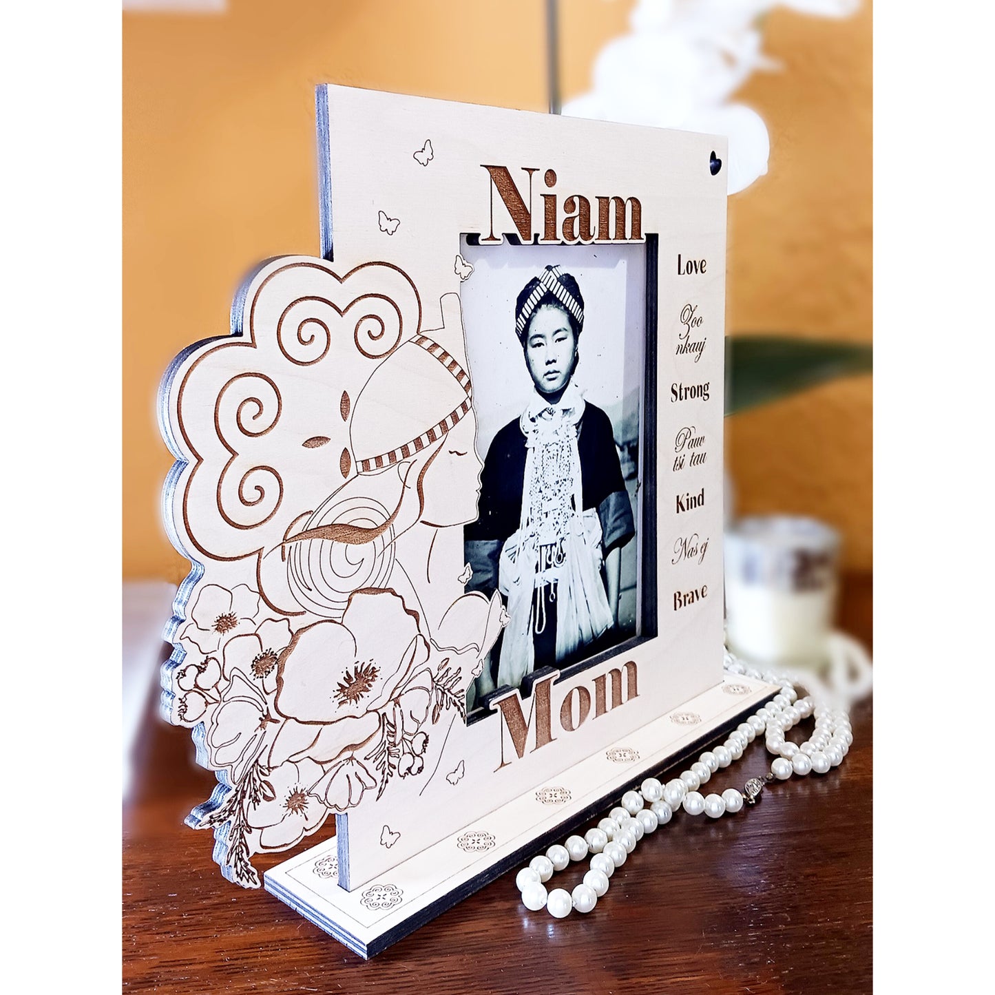 Personalized Hmong Mom Wood Picture Frame