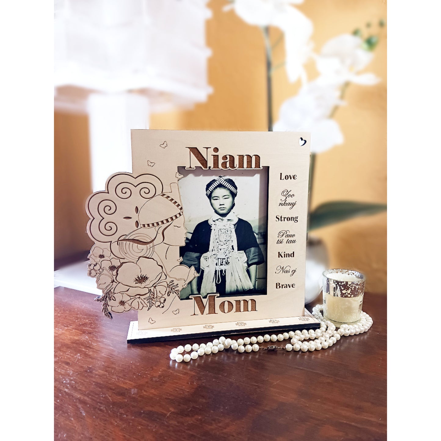 Personalized Hmong Mom Wood Picture Frame